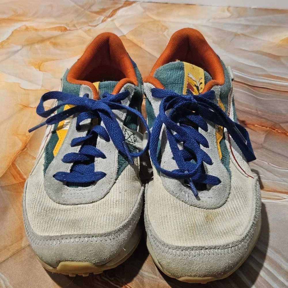Puma Sneakers Men's 6.5 Women's 8 Gray Blue Orange Retro Running Shoes